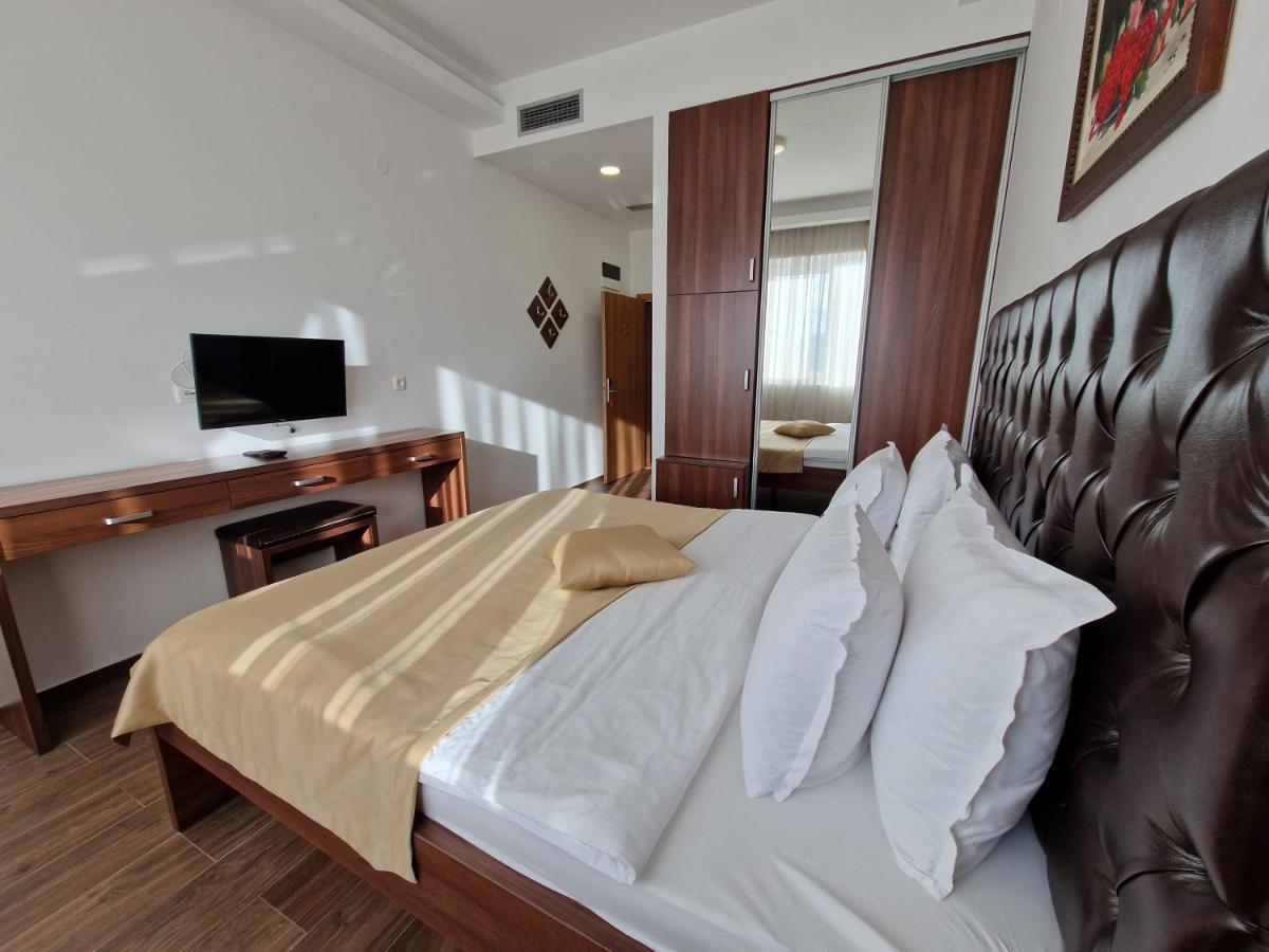Motel Celebic Mitrovici  Экстерьер фото